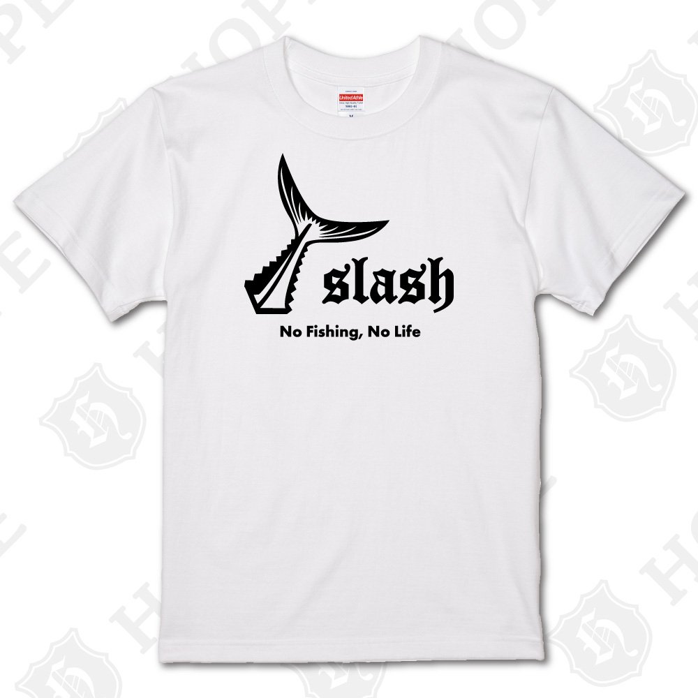 マグロの尾びれとslashの絵柄をTシャツにプリント